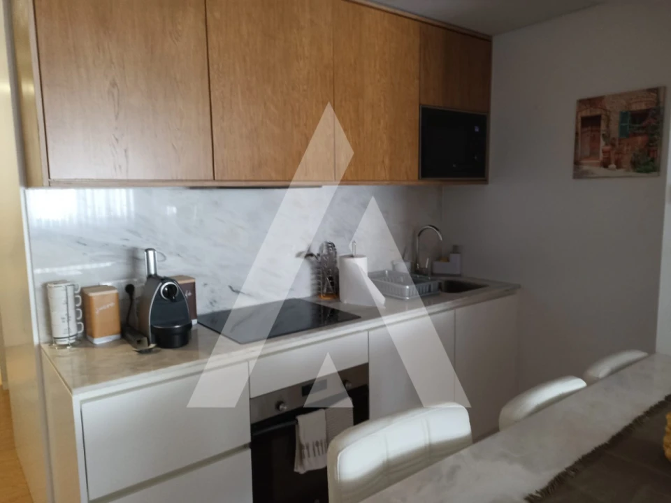 Apartamento T2 para Arrendamento em Santa Maria Maior e Monserrate e Meadela Foto 3