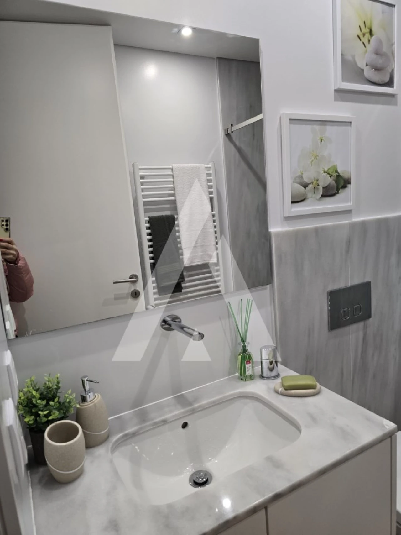 Apartamento T2 para Arrendamento em Santa Maria Maior e Monserrate e Meadela Foto 11