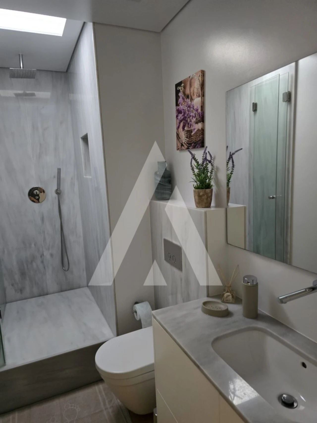 Apartamento T2 para Arrendamento em Santa Maria Maior e Monserrate e Meadela Foto 12