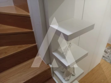 Apartamento T2 para Arrendamento em Santa Maria Maior e Monserrate e Meadela