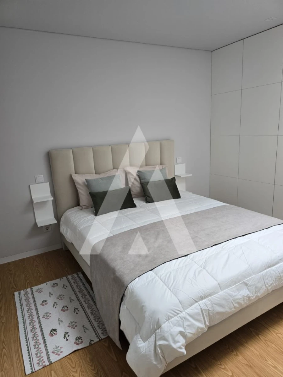 Apartamento T2 para Arrendamento em Santa Maria Maior e Monserrate e Meadela Foto 15