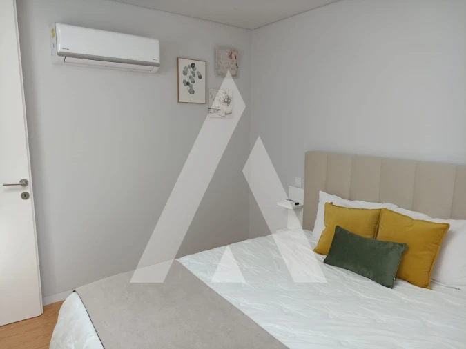 Apartamento T2 para Arrendamento em Santa Maria Maior e Monserrate e Meadela Foto 17