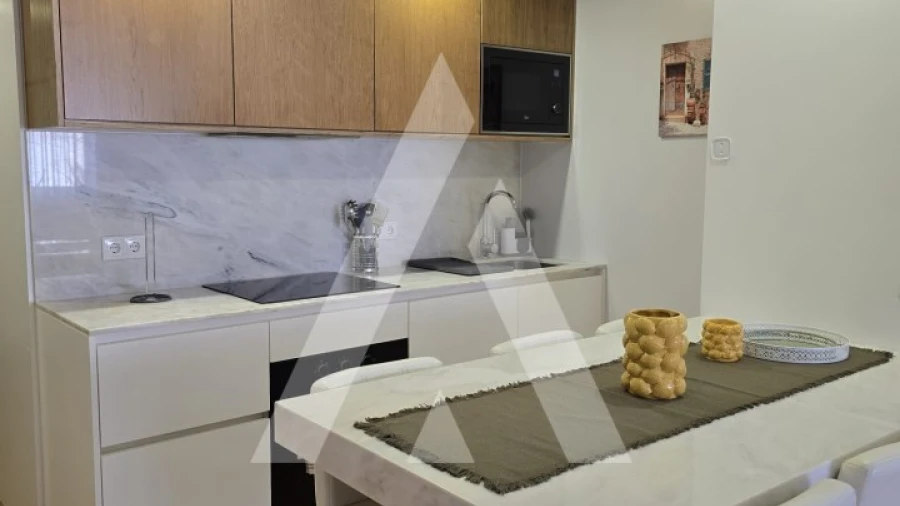 Apartamento T2 para Arrendamento em Santa Maria Maior e Monserrate e Meadela