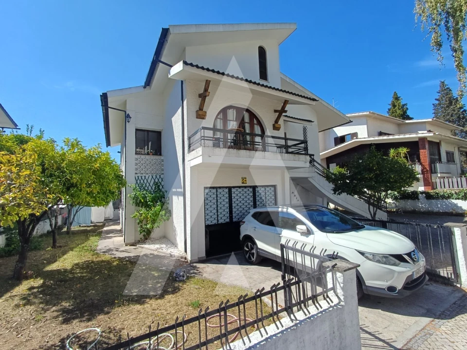 Moradia T6 para Venda em Viseu Foto 1