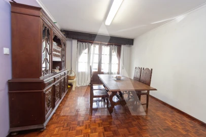 Moradia T6 para Venda em Viseu