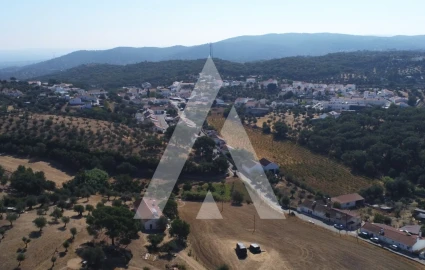 Moradia T2 para Venda em Evora Monte (Santa Maria)