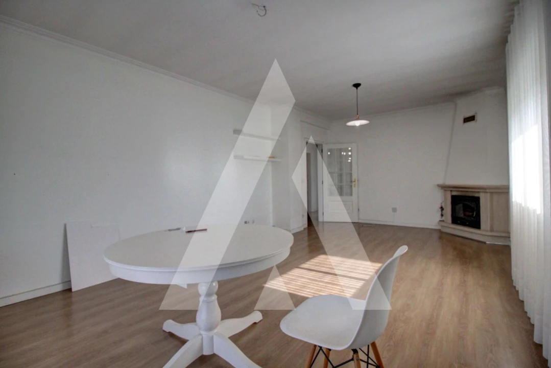Apartamento T3 para Venda em Oliveira do Bairro Foto 9