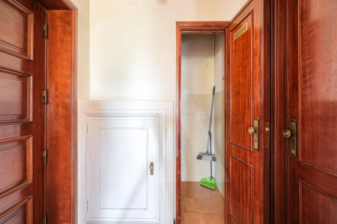 Apartamento T2 para Venda em Mafamude e Vilar do Paraíso Foto 24