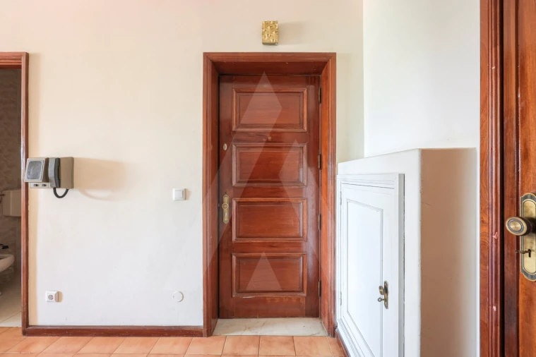 Apartamento T2 para Venda em Mafamude e Vilar do Paraíso Foto 23
