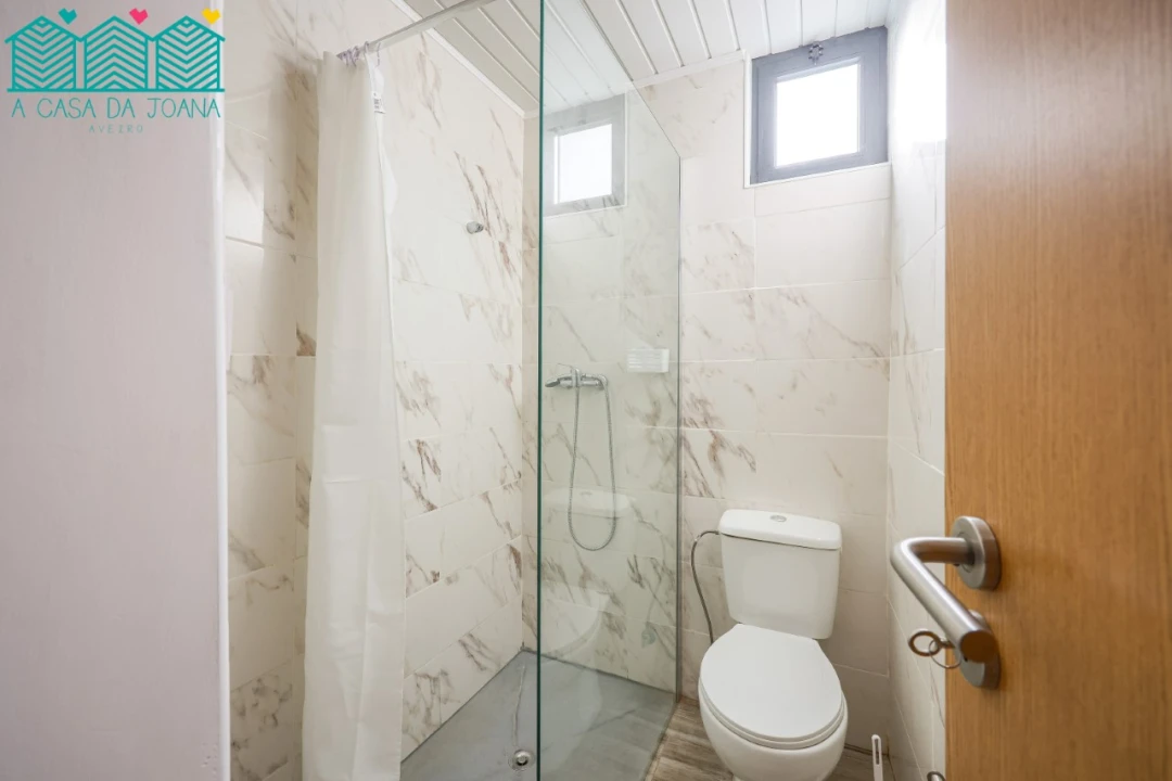 Quarto para Arrendamento em Aradas Foto 14