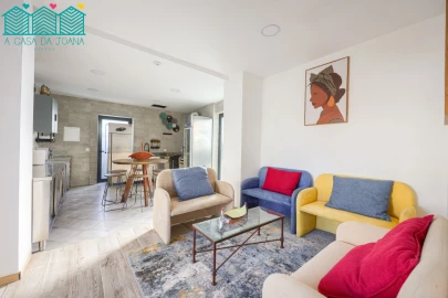 Quarto para Arrendamento em Aradas