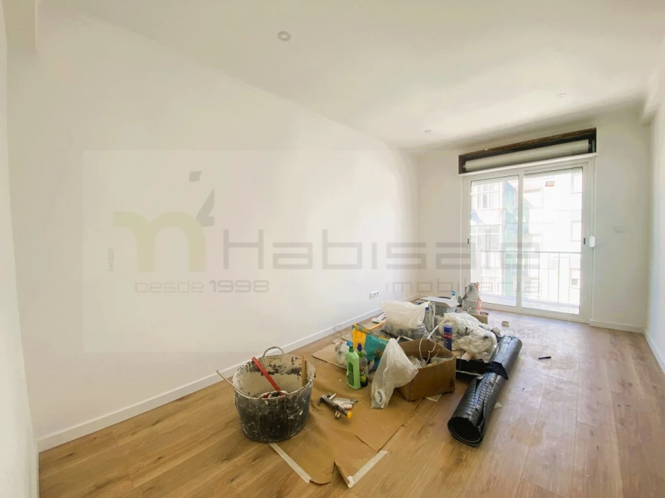 Apartamento T2 para Venda em Cacém e São Marcos Foto 5