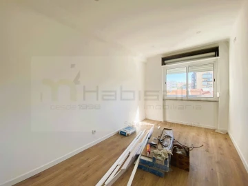 Apartamento T2 para Venda em Cacém e São Marcos