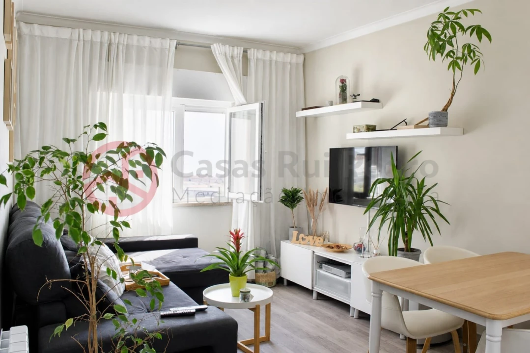 Apartamento T3 para Venda em Amora Foto 1