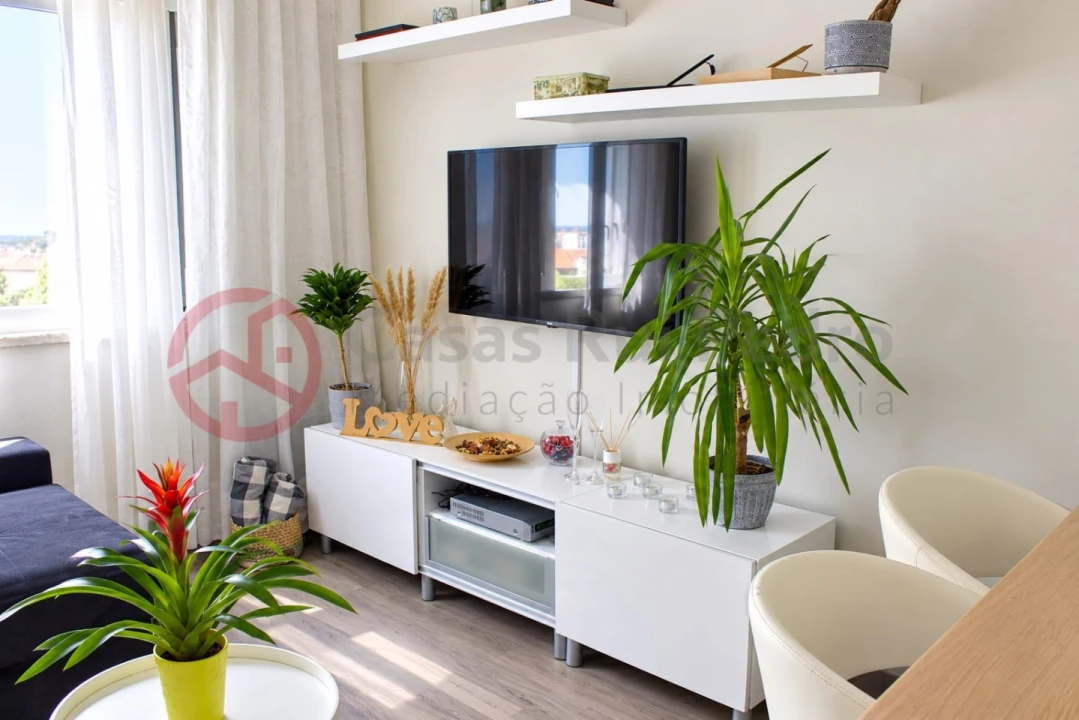Apartamento T3 para Venda em Amora Foto 2