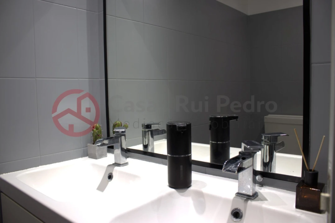 Apartamento T3 para Venda em Amora Foto 21