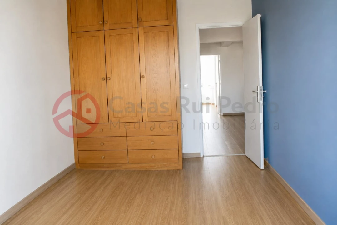 Apartamento T3 para Venda em Amora Foto 23