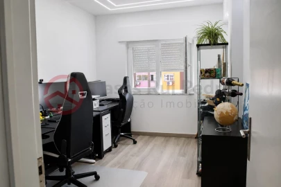 Apartamento T3 para Venda em Amora