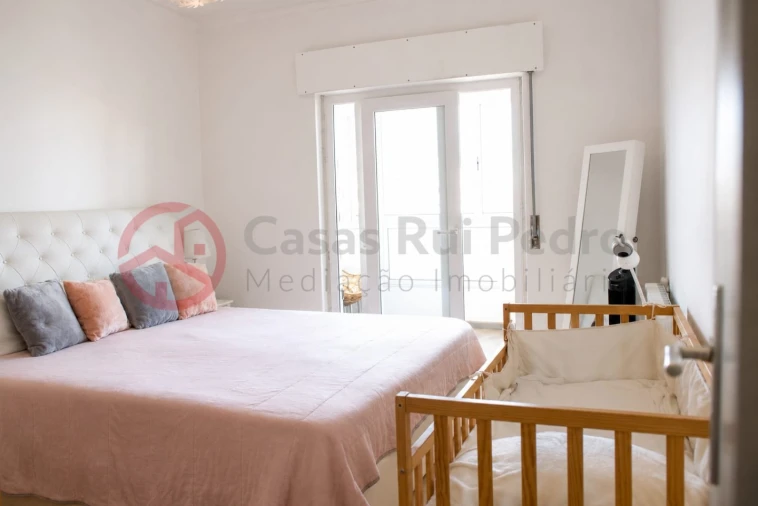 Apartamento T3 para Venda em Amora Foto 8