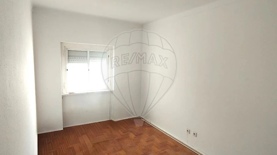 Apartamento T3 para Venda em São Miguel do Rio Torto e Rossio Ao Sul do Tejo