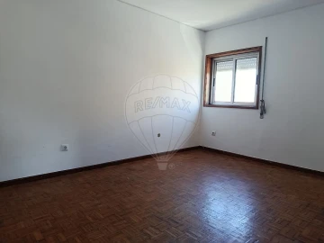 Apartamento T3 para Venda em Oliveira do Douro