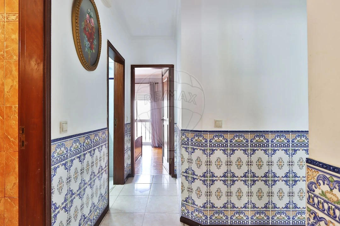 Apartamento T3 para Venda em Rio de Mouro Foto 8