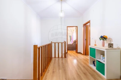 Moradia T3 para Venda em Aldeia Galega da Merceana e Aldeia Gavinha