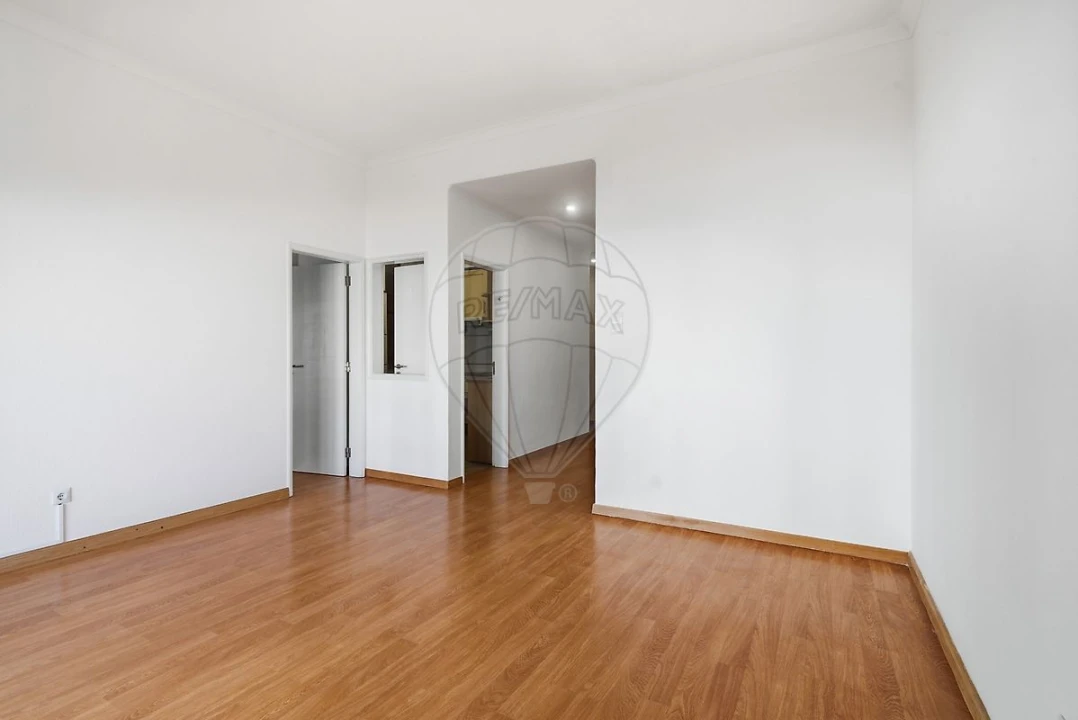 Apartamento T1 para Venda em Santa Maria, São Pedro e Matacães Foto 10