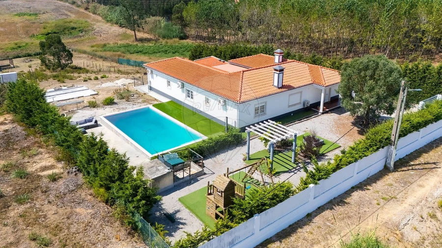 Moradia T3 para Venda em A dos Cunhados e Maceira