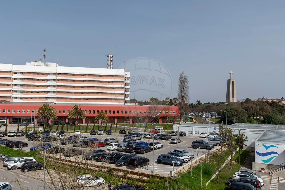 Apartamento T3 para Arrendamento em Almada, Cova da Piedade, Pragal e Cacilhas Foto 10