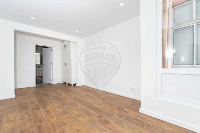 Apartamento T3 para Arrendamento em Almada, Cova da Piedade, Pragal e Cacilhas