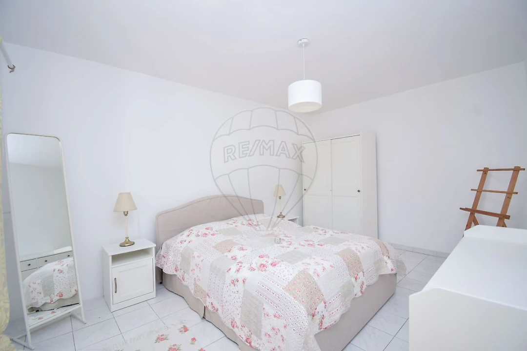 Moradia T2 para Venda em Quinta do Conde Foto 28