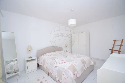 Moradia T2 para Venda em Quinta do Conde