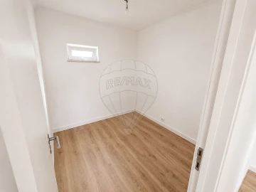 Moradia T2 para Venda em Alenquer (Santo Estêvão e Triana)