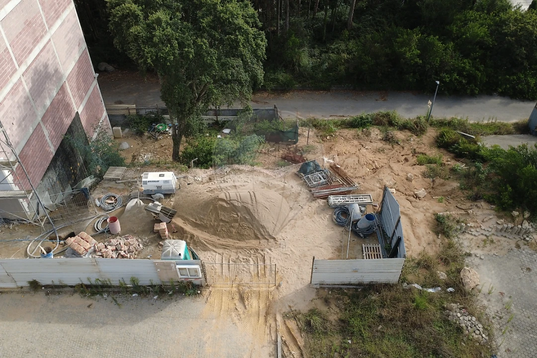 Terreno para Venda em Pedroso e Seixezelo Foto 2