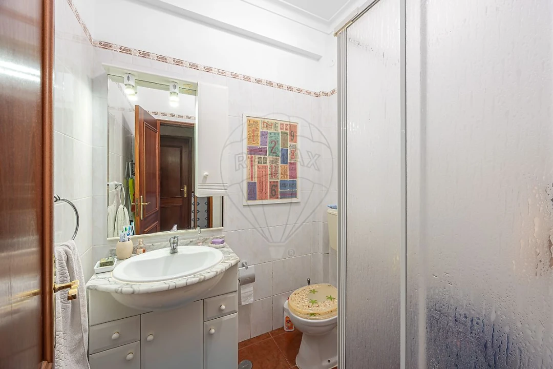 Apartamento T3 para Venda em Benavente Foto 9