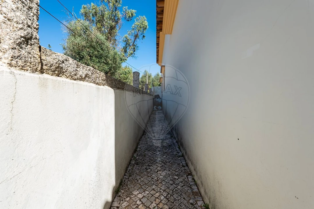 Moradia T3 para Venda em Rio Maior Foto 42