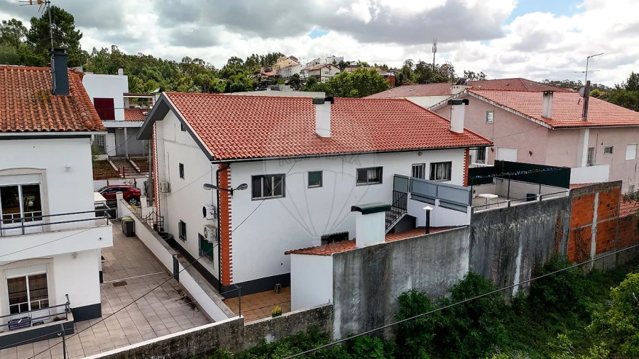 Moradia T4 para Venda em São Martinho do Bispo e Ribeira de Frades Foto 46
