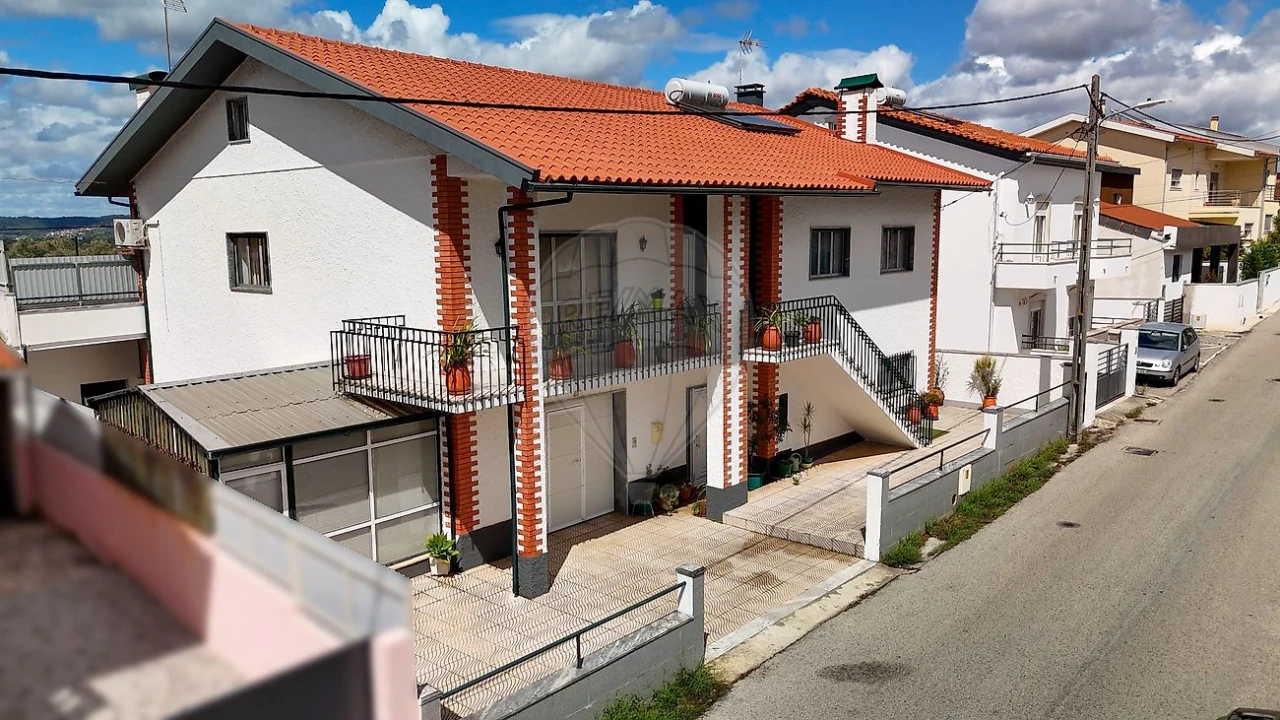 Moradia T4 para Venda em São Martinho do Bispo e Ribeira de Frades Foto 47