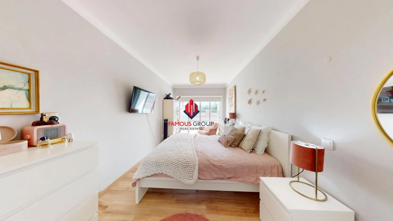 Apartamento T2 para Venda em Portimão Foto 48