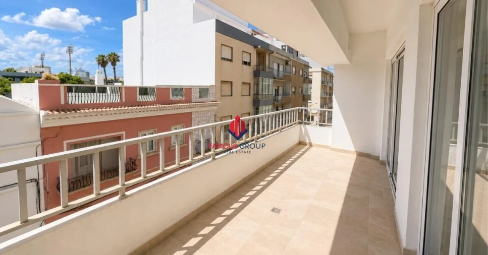 Apartamento T2 para Venda em Portimão Foto 15