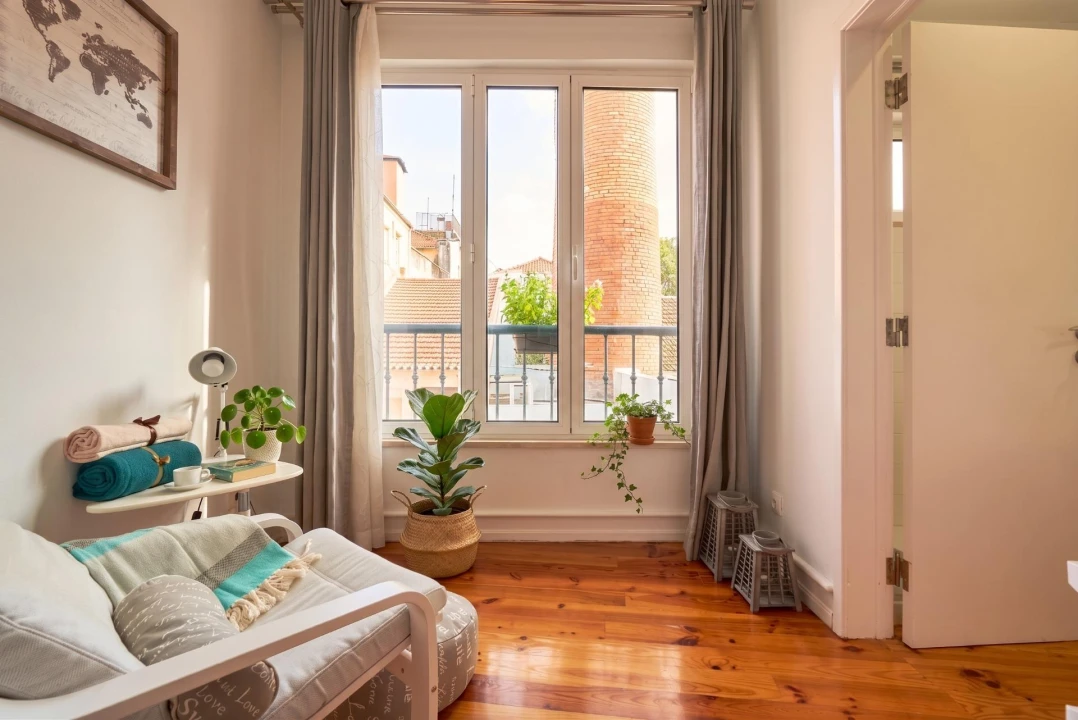 Apartamento T1 para Venda em Santo António Foto 1