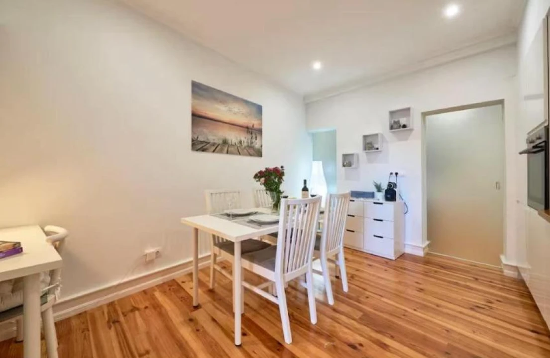 Apartamento T1 para Venda em Santo António Foto 10