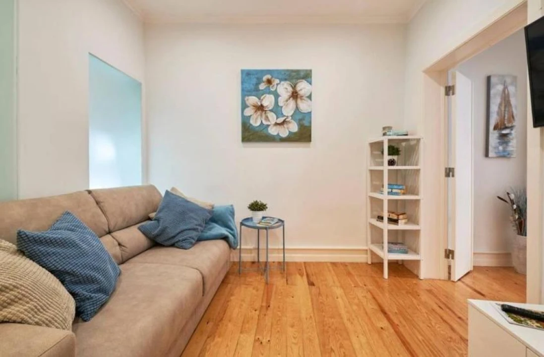 Apartamento T1 para Venda em Santo António Foto 13