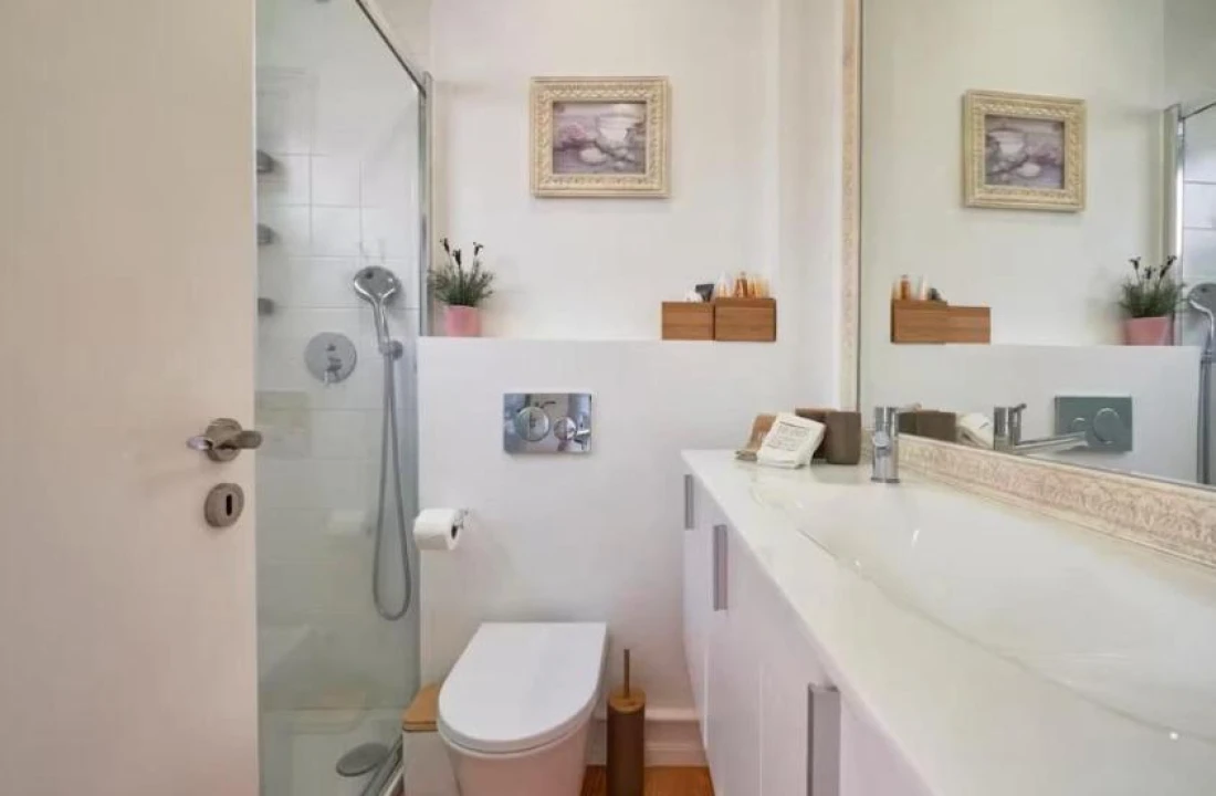 Apartamento T1 para Venda em Santo António Foto 20