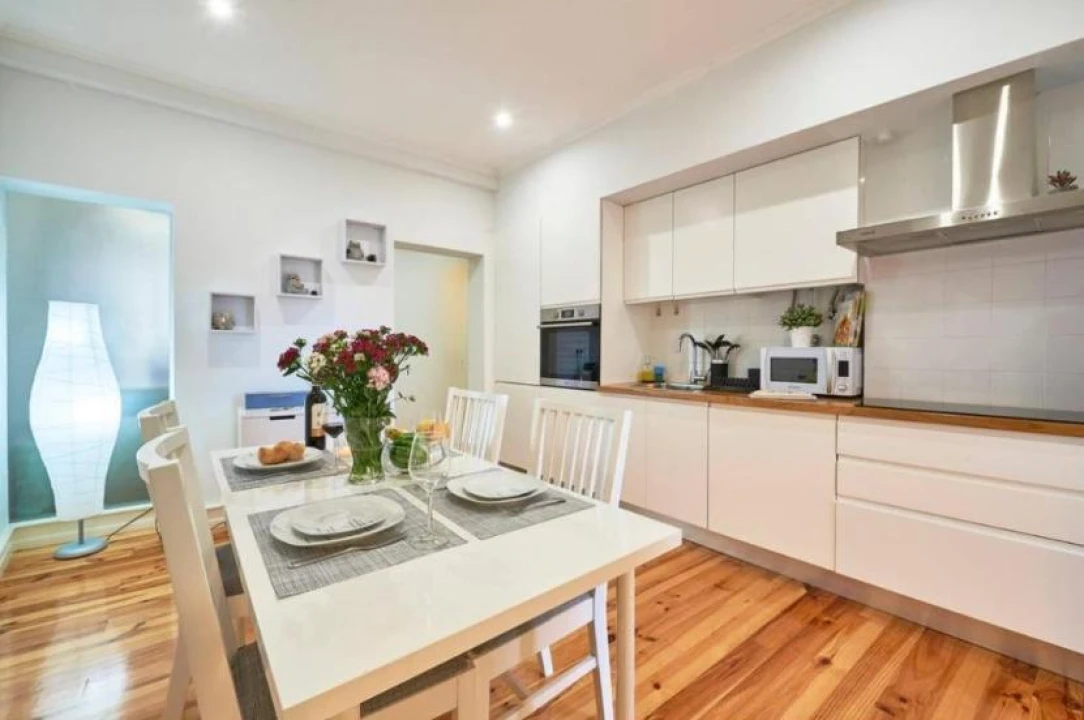 Apartamento T1 para Venda em Santo António Foto 6