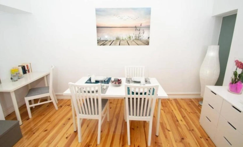 Apartamento T1 para Venda em Santo António Foto 11