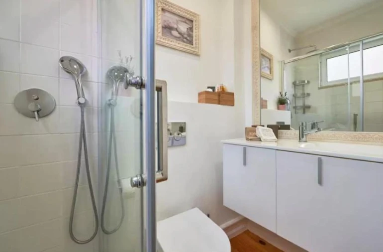 Apartamento T1 para Venda em Santo António Foto 19