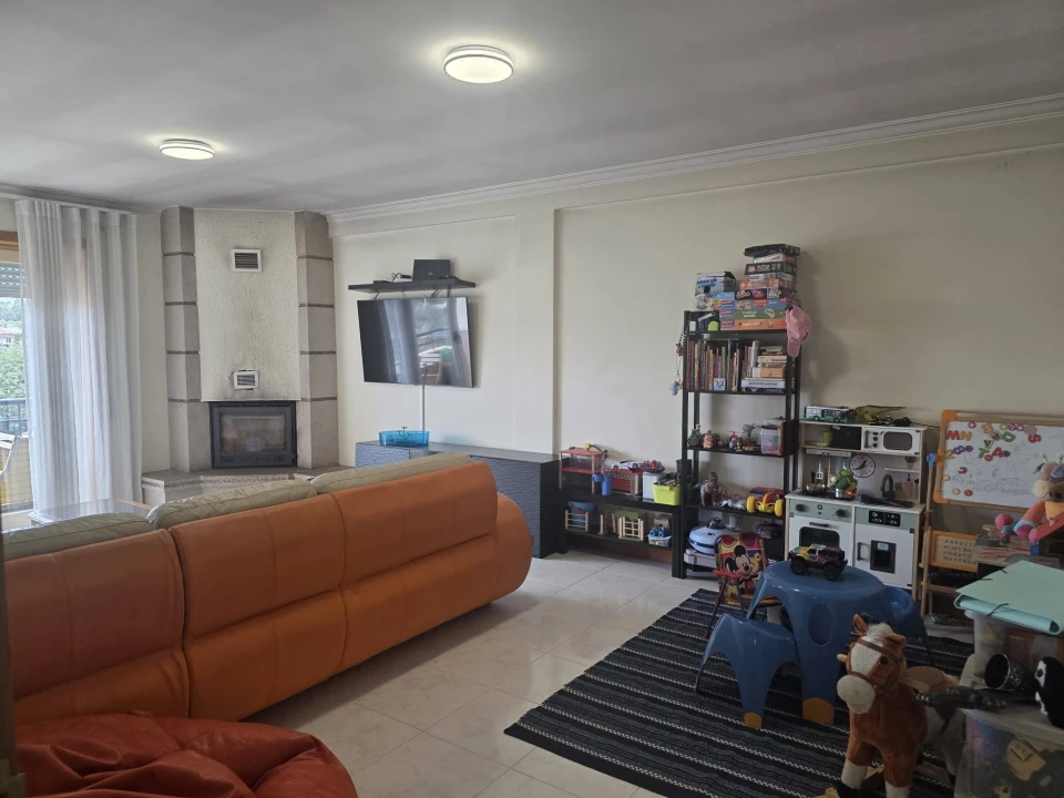Apartamento T3 para Venda em São João de Ver Foto 1