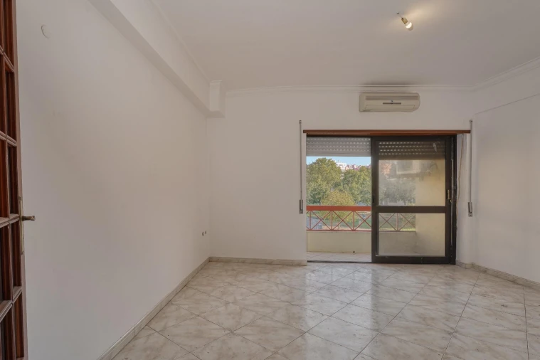 Apartamento T3 para Venda em Baixa da Banheira e Vale da Amoreira Foto 2